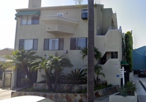 342 Redondo Ave, Long Beach, California 90814, 2 Bedrooms Bedrooms, ,1 BathroomBathrooms,Apartment,For Rent,Redondo Ave,1011
